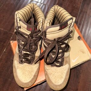 Brown Nike Dunks Shimashima